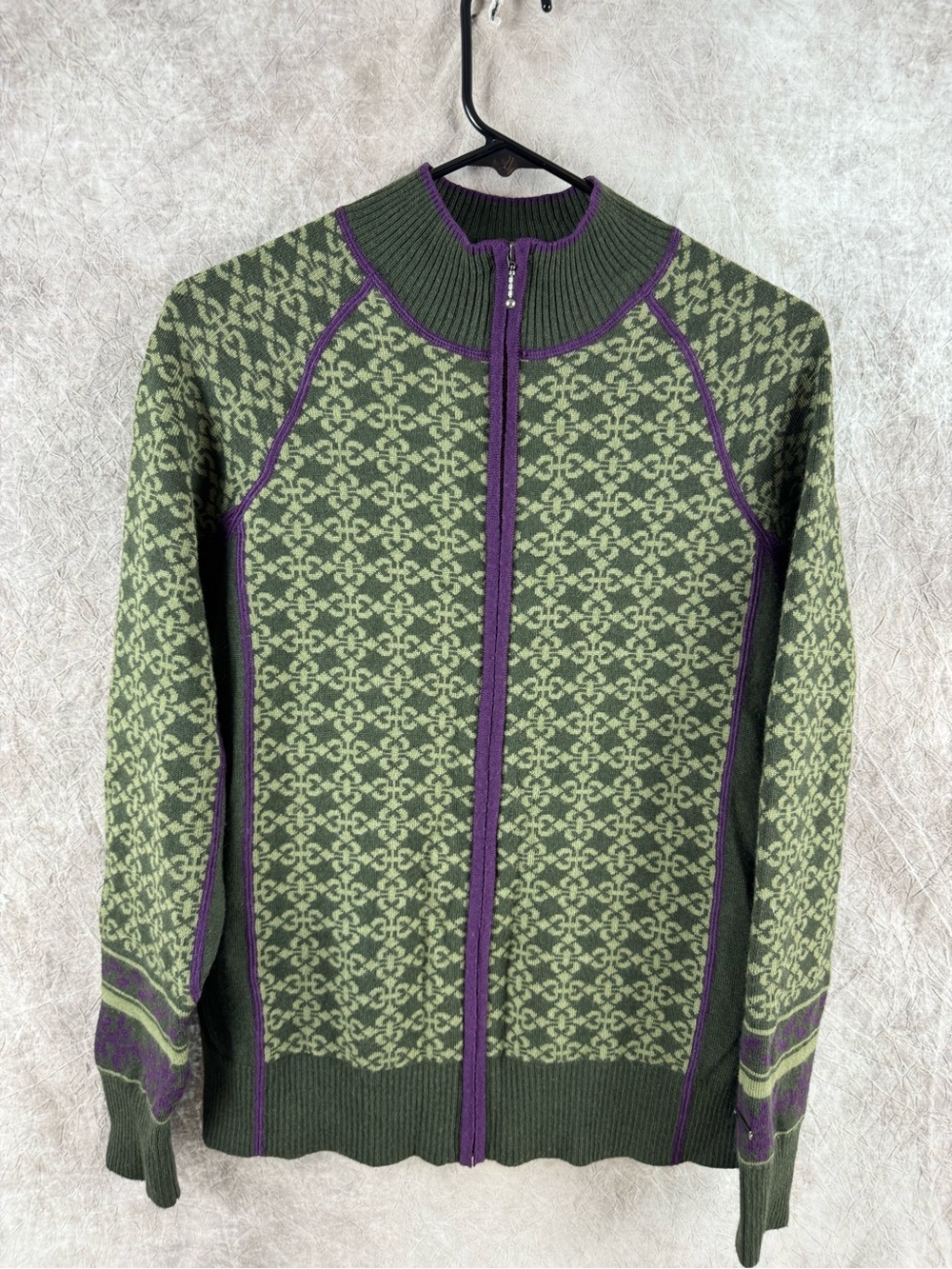 Cabela's Green Patterned Full-Zip Sweater with Purple Trim large